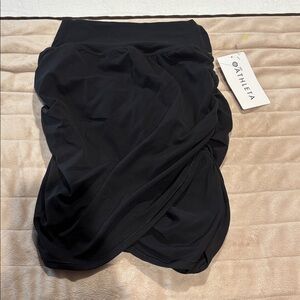 Athleta Transcend skort NWT Size small